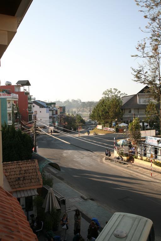 Trung Cang Hotel Da Lat Exterior photo