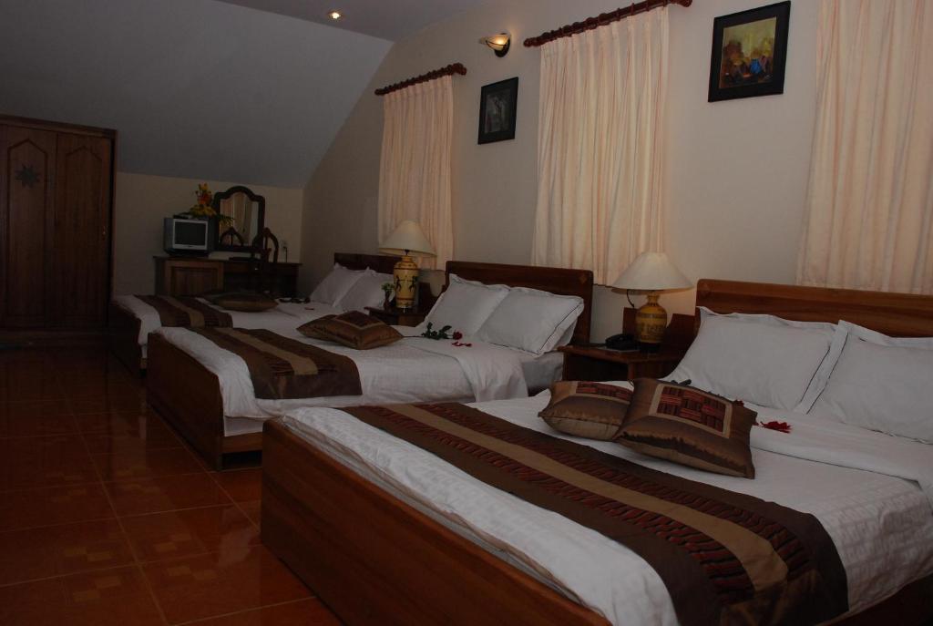 Trung Cang Hotel Da Lat Room photo