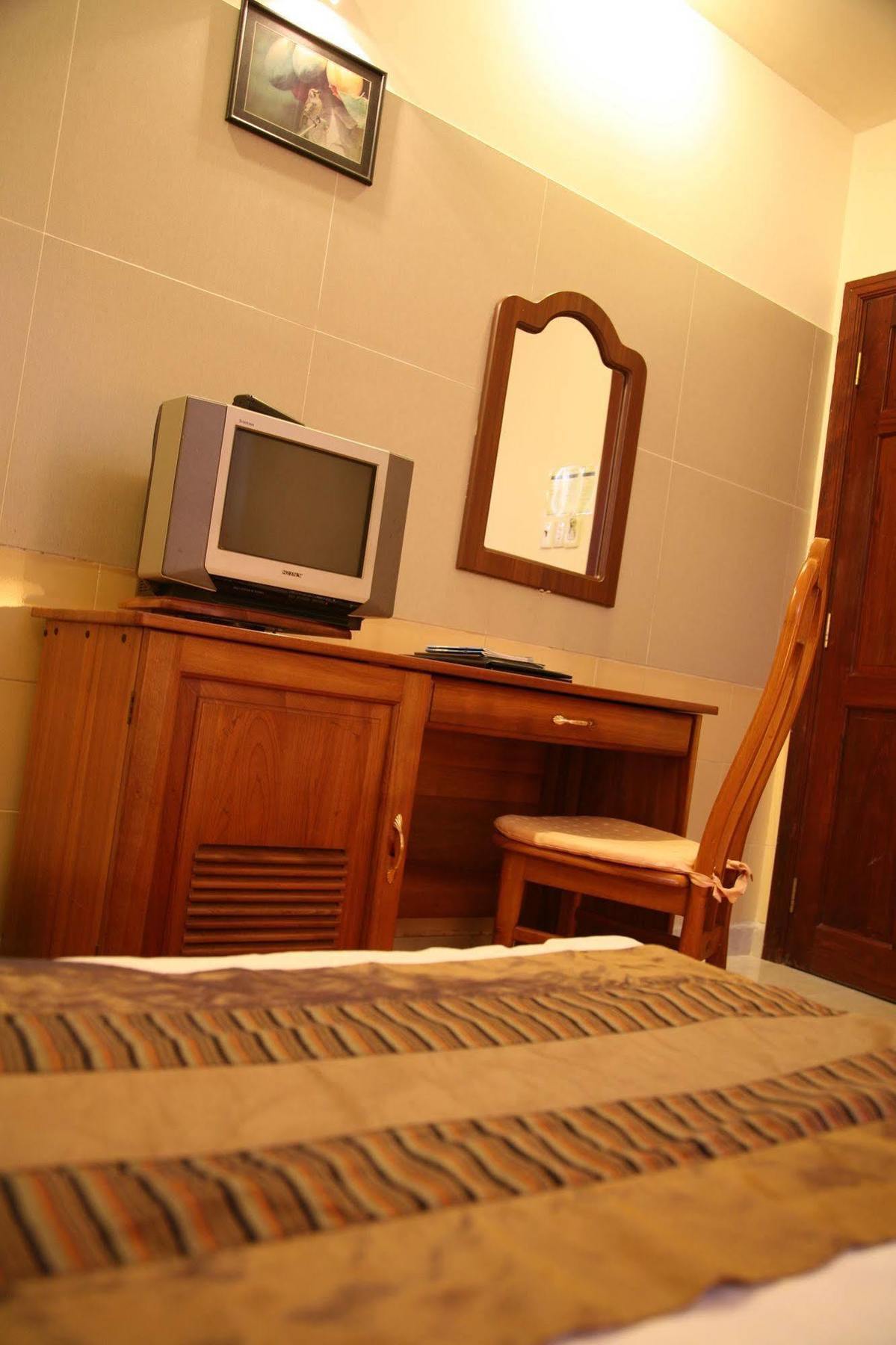 Trung Cang Hotel Da Lat Exterior photo